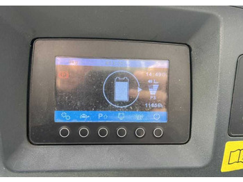 Reach truck Jungheinrich ETV110: picture 5