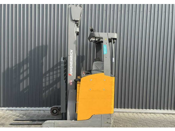Reach truck Jungheinrich ETV110: picture 2
