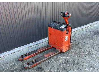 Pallet truck LINDE T16
