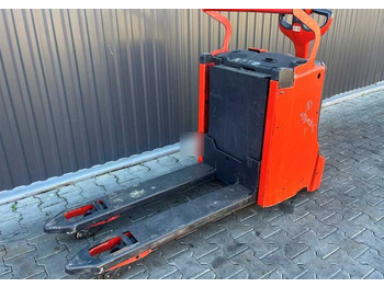 Pallet truck LINDE T16