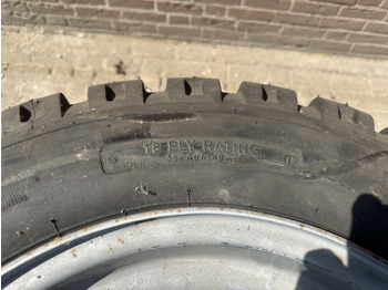 Leasing of 2 Banden 15/55/17 18 PLY - Nieuw 2 Banden 15/55/17 18 PLY - Nieuw: picture 4