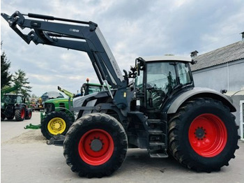 Farm tractor FENDT 828 Vario