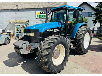 Farm tractor NEW HOLLAND 8360