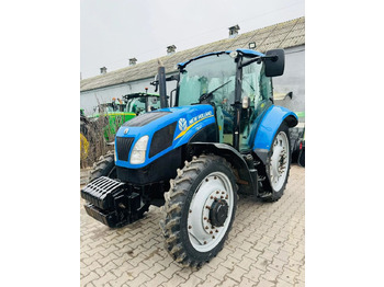 Farm tractor New Holland T5.115: picture 3