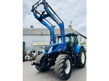 Farm tractor NEW HOLLAND T7