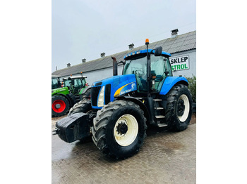 Farm tractor NEW HOLLAND T8000