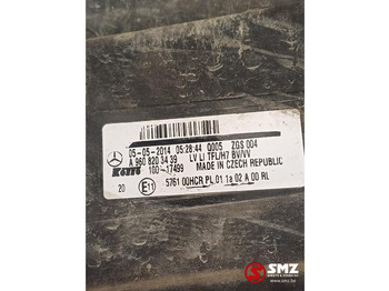 Headlight for Truck Mercedes-Benz Occ koplamp links RHD Mercedes: picture 3