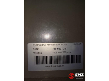 Spare parts for Truck Diversen Occ lot van 28 plastieken bakken: picture 5