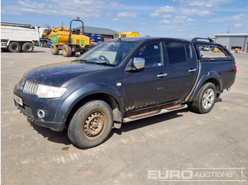 Pickup truck MITSUBISHI L200