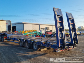 Low loader semi-trailer 2018 McCauley Tri Axle Step Frame Low Loader Trailer, Out Riggers, Hydraulic Ramps: picture 3 Low loader semi-trailer 2018 McCauley Tri Axle Step Frame Low Loader Trailer, Out Riggers, Hydraulic Ramps: picture 3