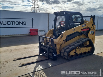 Skid steer loader CATERPILLAR