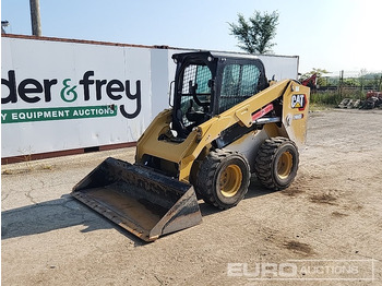 Skid steer loader CATERPILLAR