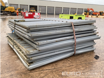 Construction equipment Solid Fence Panels (23 of): picture 3 Construction equipment Solid Fence Panels (23 of): picture 3