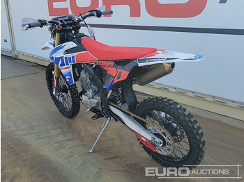 Motorcycle Unused 2025 Apollo Storm 300cc Motorcross Bike, 21" Front, 18" Rear Tyres, Electric Start, Air Cooled, Hydraulic Suspension, Disc Brakes, Lighting Kit (UNASSEMBLED): picture 3