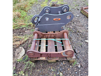 Quick coupler