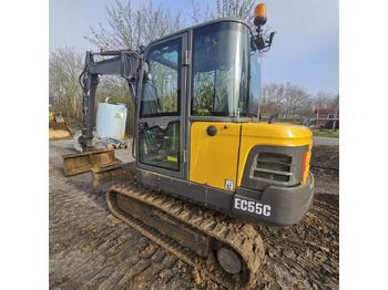 Mini excavator Volvo EC55 C: picture 3