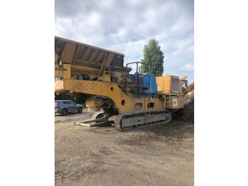 Mobile crusher