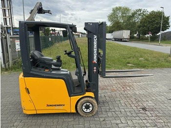 Electric forklift Jungheinrich EFG213: picture 4