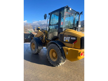 Wheel loader CAT 908: picture 3