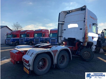 Tractor unit Scania R520 6X2 ONLY FOR PARTS: picture 3