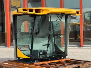 Leasing of New Holland Cabine - New Holland CR8070, CR8080, CR9070, CR908  New Holland Cabine - New Holland CR8070, CR8080, CR9070, CR908: picture 4