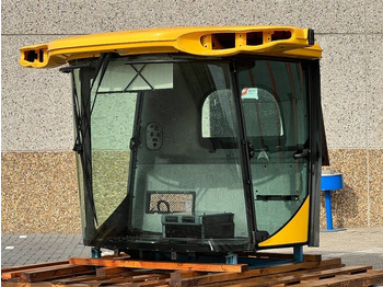 Leasing of New Holland Cabine - New Holland CR8070, CR8080, CR9070, CR908  New Holland Cabine - New Holland CR8070, CR8080, CR9070, CR908: picture 2