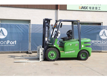 Electric forklift