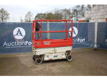 Scissor lift JLG