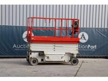 Scissor lift JLG
