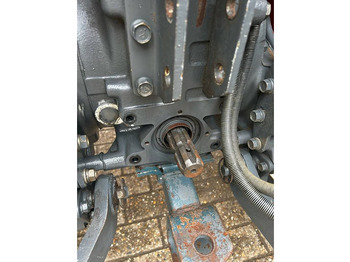 Farm tractor Kubota GL240: picture 5