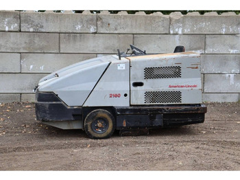 Road sweeper