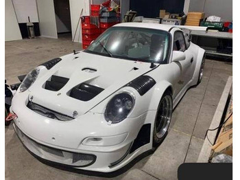 Sedan PORSCHE