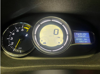Car Renault Mégane: picture 5