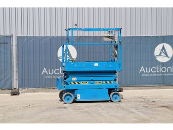 Scissor lift SKYJACK