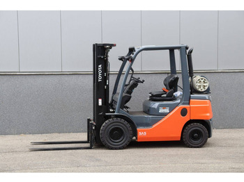 LPG forklift TOYOTA FGF 25