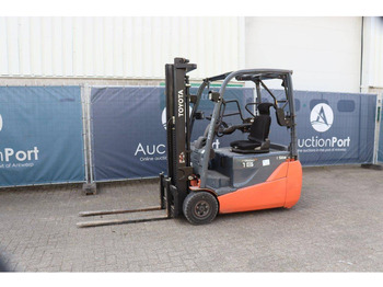 Electric forklift TOYOTA