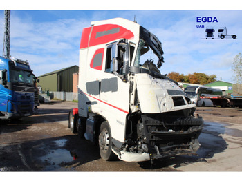 Tractor unit VOLVO FH