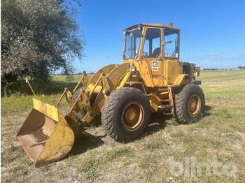 Wheel loader CATERPILLAR 920
