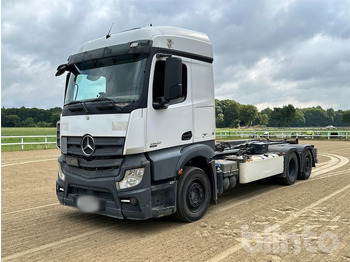Hook lift truck MERCEDES-BENZ Actros