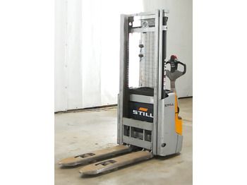 Stacker STILL