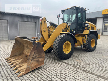 Wheel loader CATERPILLAR 926M