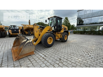 Wheel loader CATERPILLAR 930M