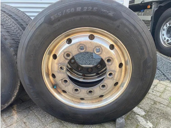 Tire MICHELIN
