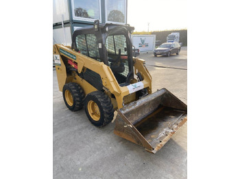 Skid steer loader CAT 226 D3 (5867): picture 4