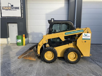 Skid steer loader CATERPILLAR 226D