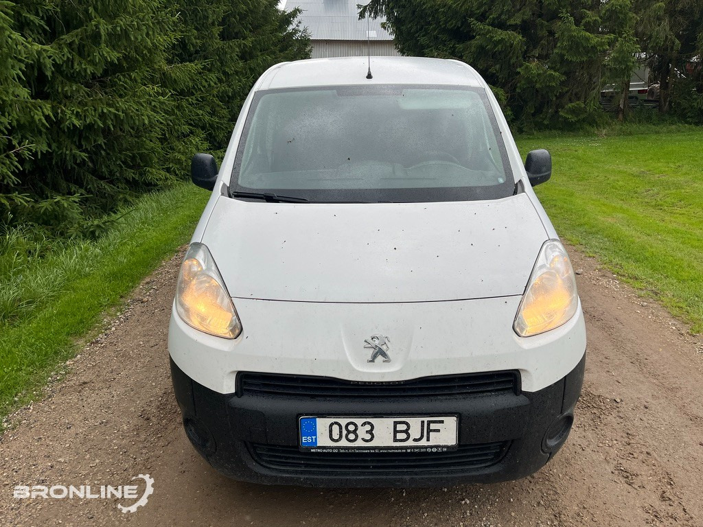 2013 Peugeot Partner 1.6d 55kW - Small van: picture 3 2013 Peugeot Partner 1.6d 55kW - Small van: picture 3