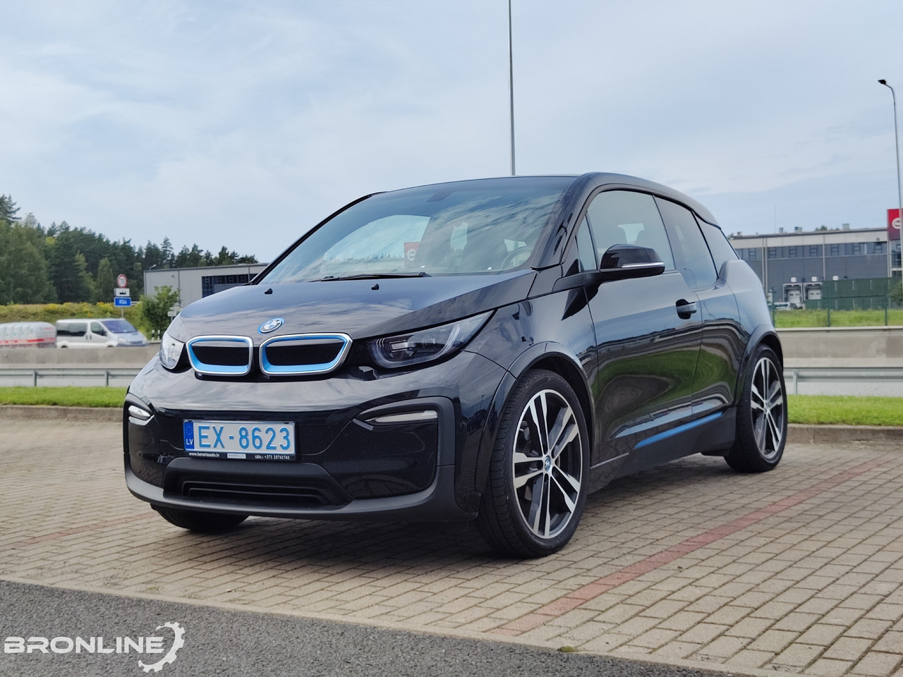 2022 BMW i3 Sport edition 135kW 120Ah - Car: picture 1 2022 BMW i3 Sport edition 135kW 120Ah - Car: picture 1