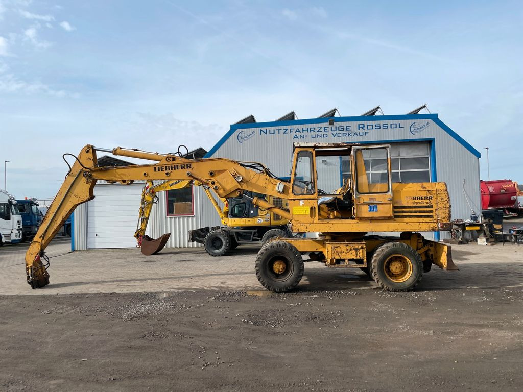 Wheel excavator Liebherr A 911 C A911C Umschlagbagger  Magnet-Generator: picture 1