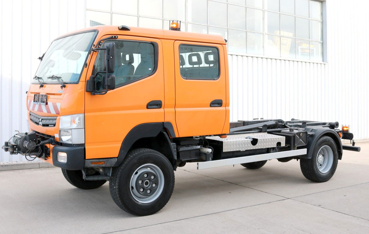 FUSO 6C180 DOKA / 4x4 /KLIMA /WINDE /Standh. / 37tkm - Cab chassis truck: picture 4 FUSO 6C180 DOKA / 4x4 /KLIMA /WINDE /Standh. / 37tkm - Cab chassis truck: picture 4