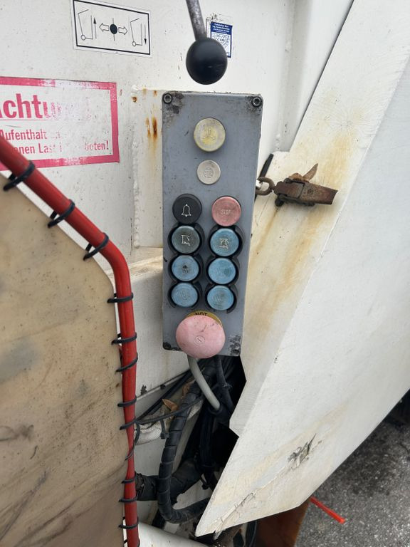 Garbage truck MAN TGA 26.310 6x2 BL MAN TGA 26.310 6x2 BL: picture 7 Garbage truck MAN TGA 26.310 6x2 BL MAN TGA 26.310 6x2 BL: picture 7